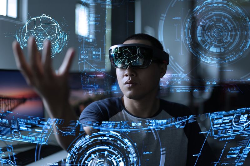 File:Virtual reality.jpeg